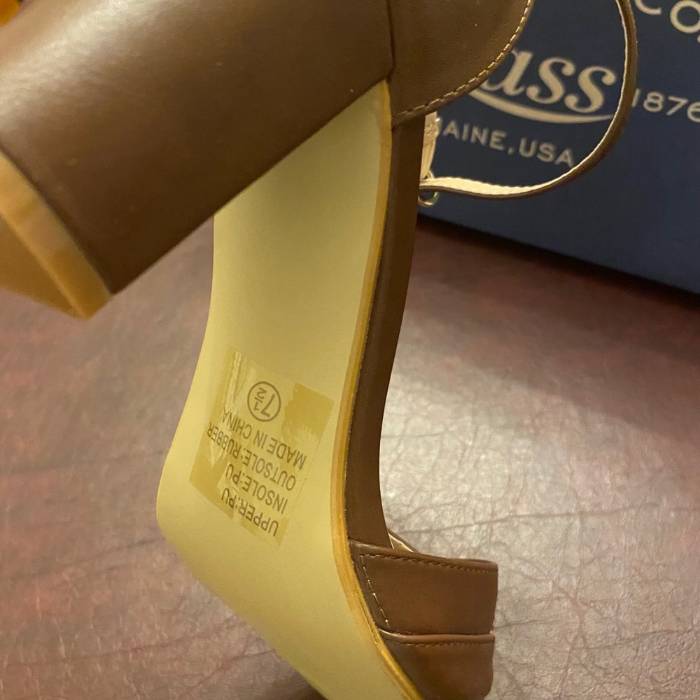 Shoes - Picture 3 of 3